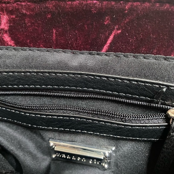 Madden Girl Crush Velvet Crossbody - Picture 6 of 7